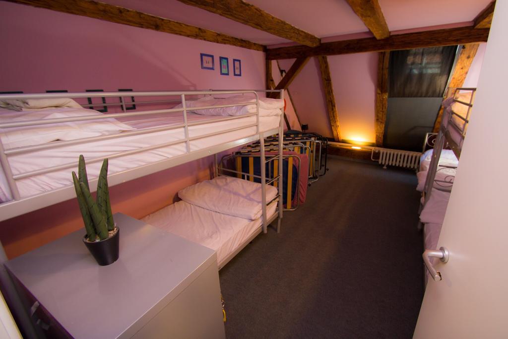 Hostel Tufnaオシエク エクステリア 写真